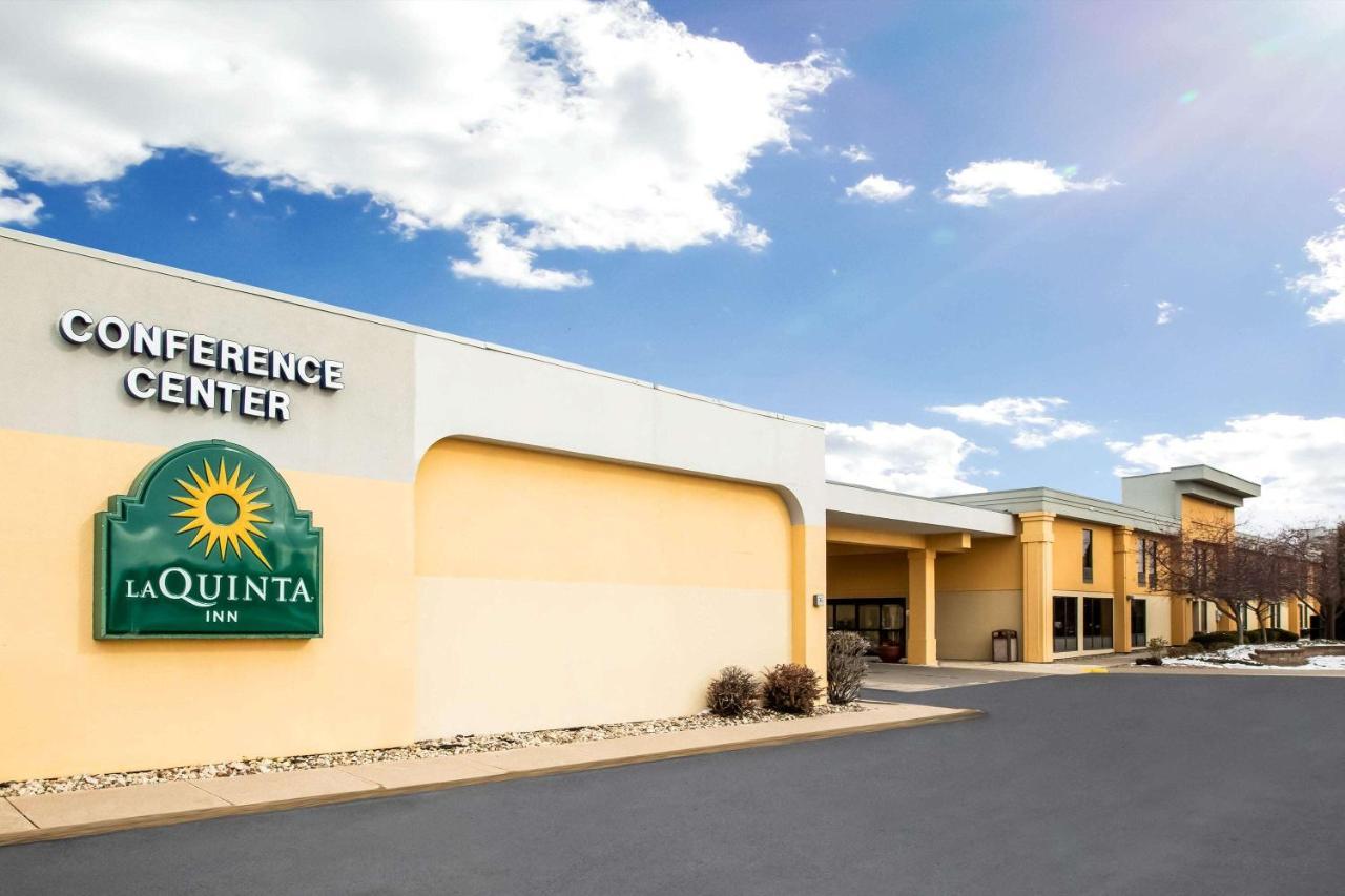 La Quinta By Wyndham & Conference Center Hotel