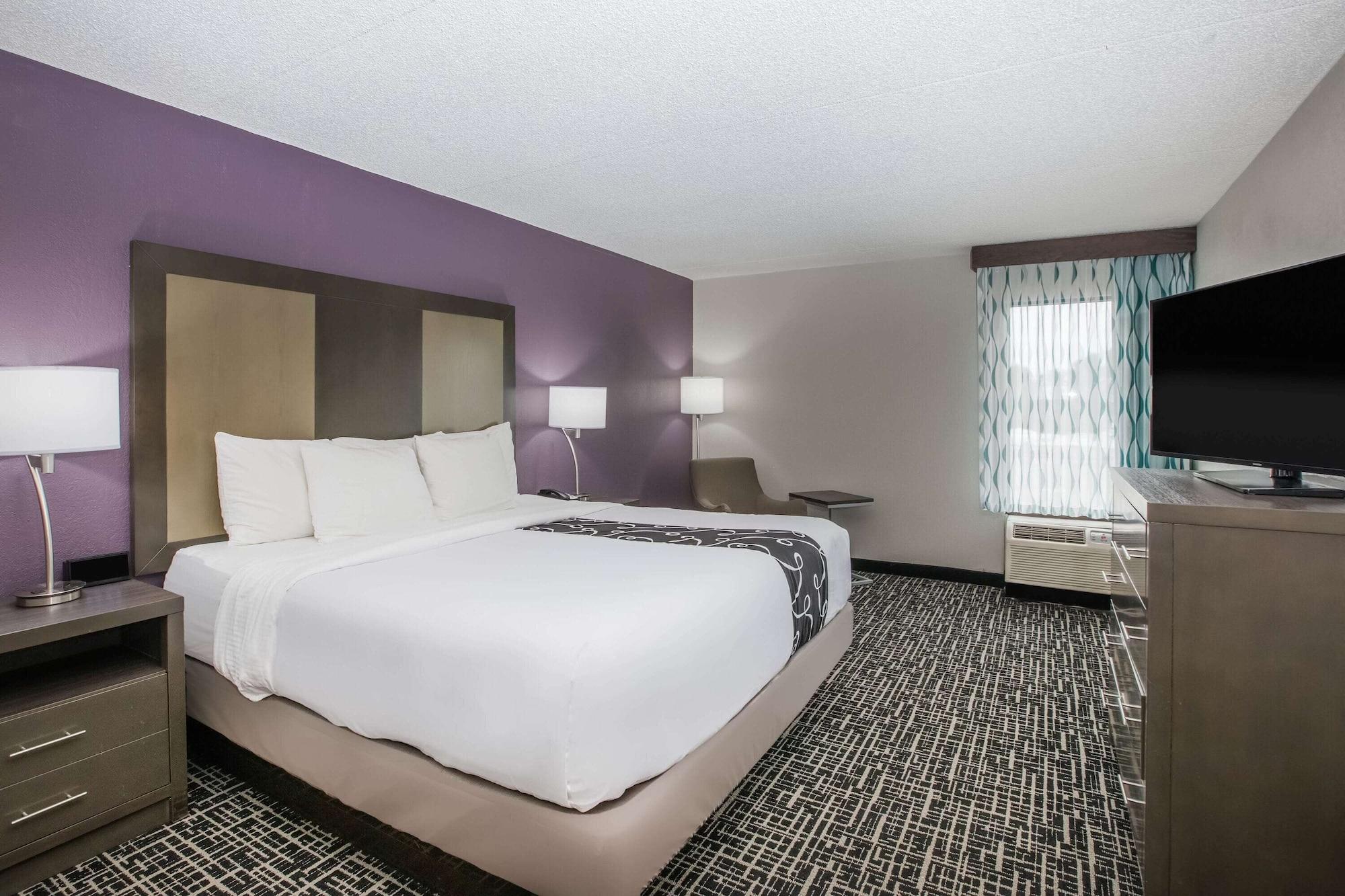 La Quinta By Wyndham & Conference Center Hotel 3*