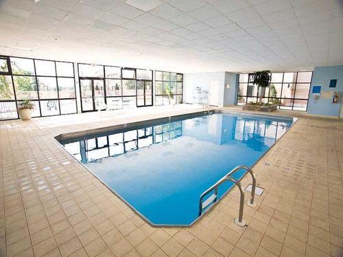 La Quinta By Wyndham & Conference Center Davenport