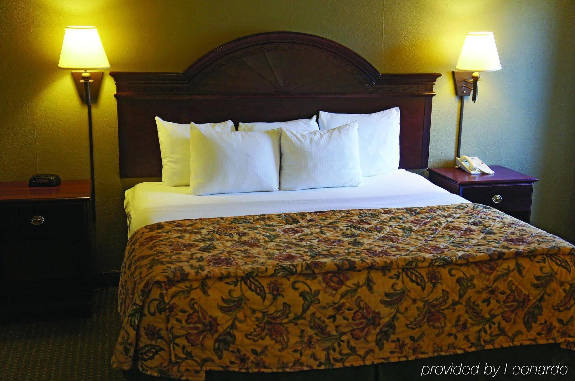 La Quinta By Wyndham & Conference Center Hotel 3*